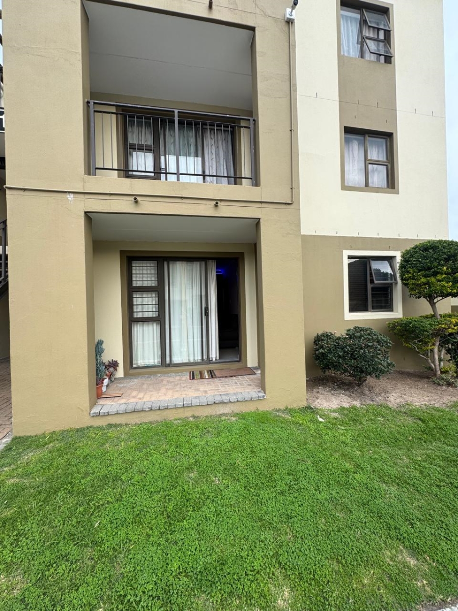 2 Bedroom Property for Sale in Guldenland Western Cape